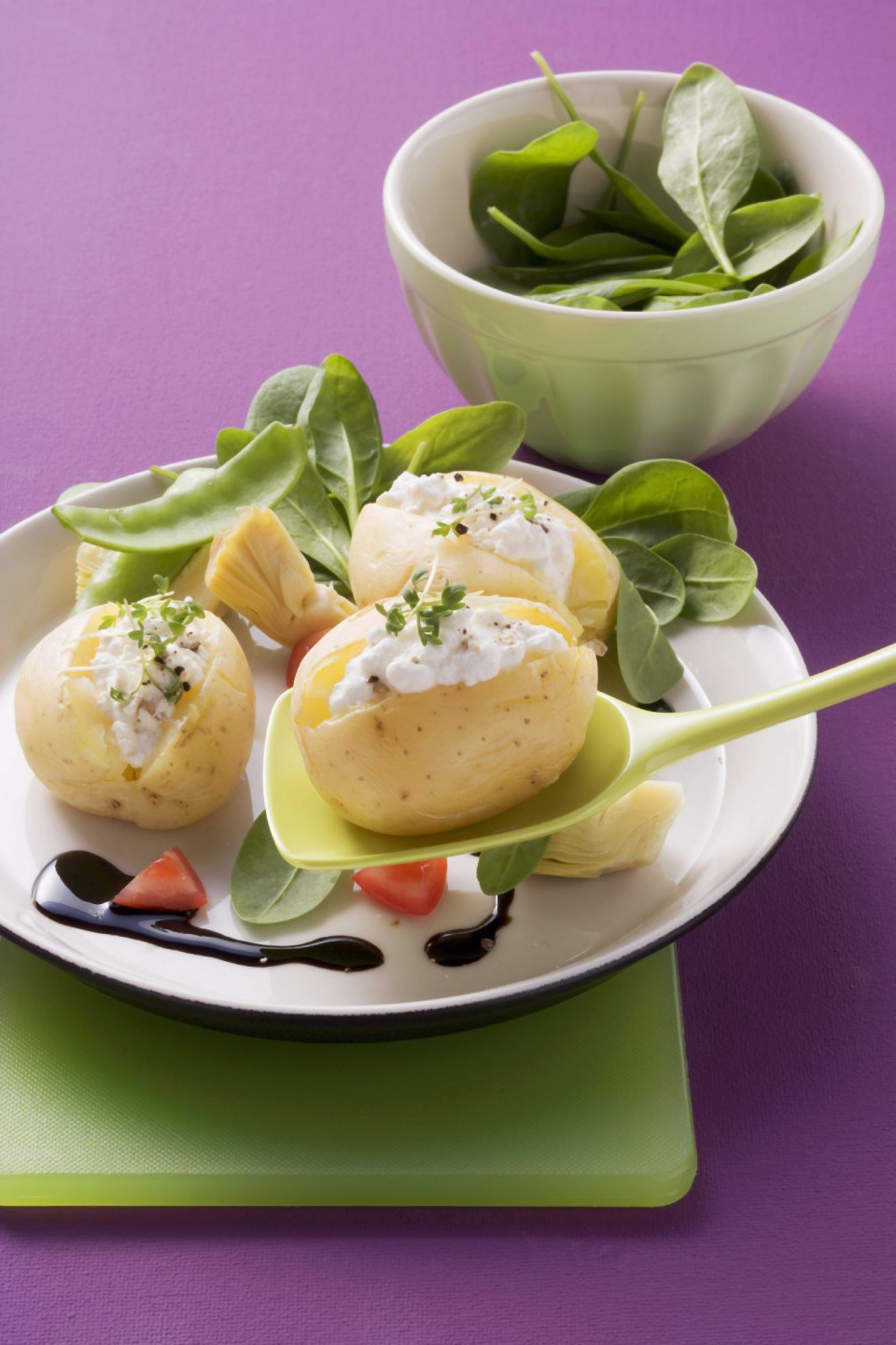 Bio Kartoffeln mit Cottage Cheese und Rapunzelsalat