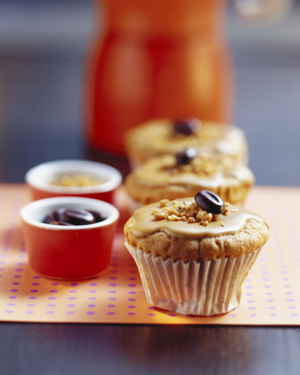 Bio Espresso-Muffin mit Haselnüssen