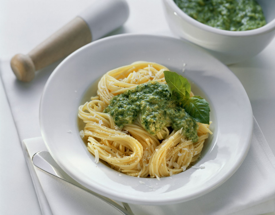 Bio Spaghetti mit Pesto verde