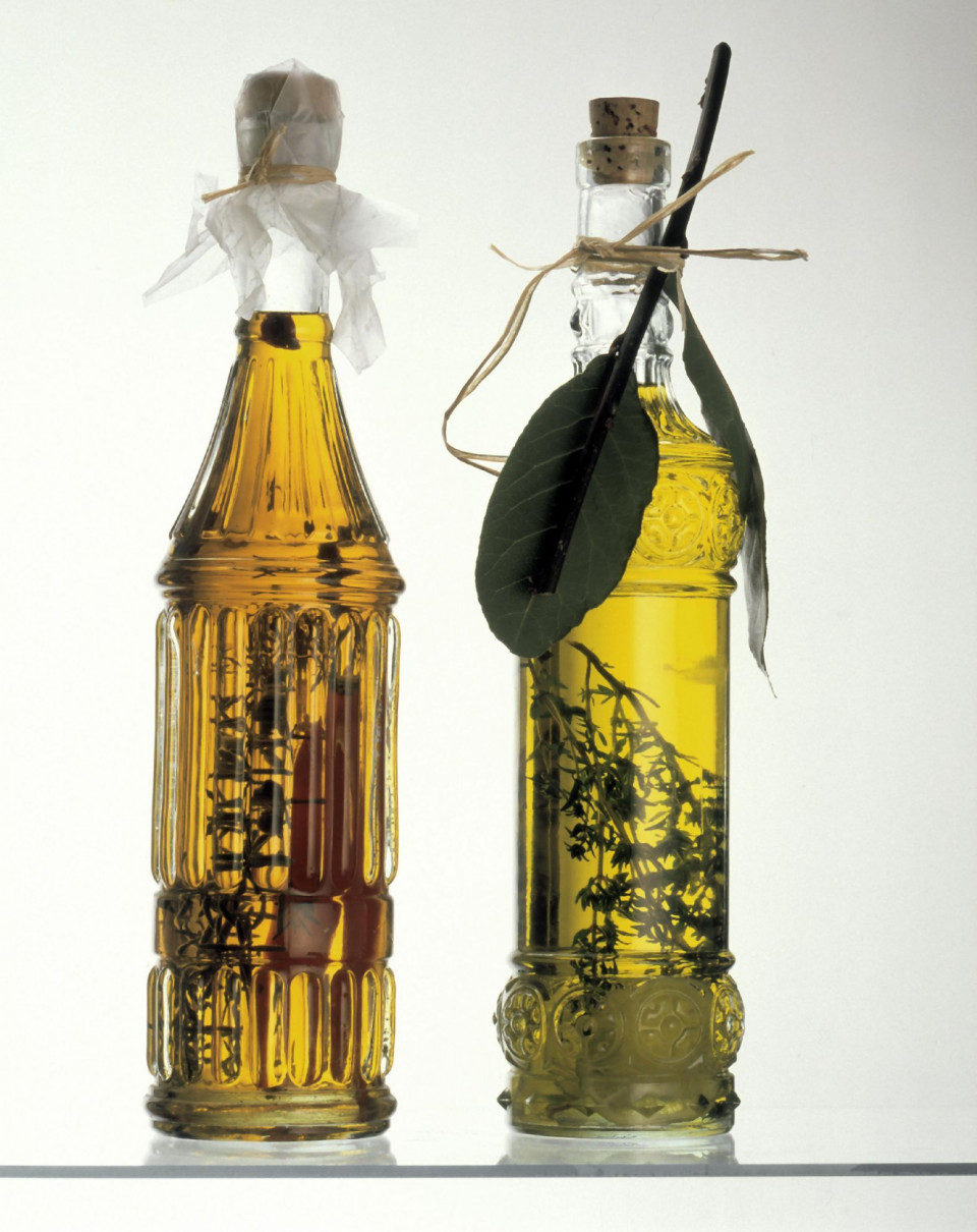 Bio Aromatisiertes Öl mit Thymian und Peperoni