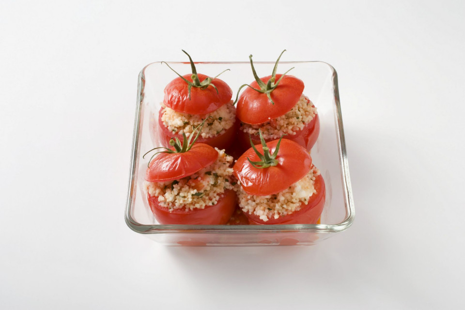 Bio Mit Couscous gefüllte Tomaten