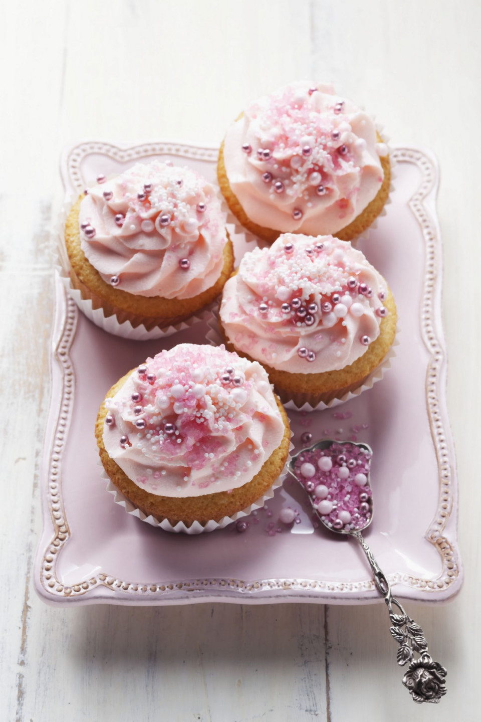 Bio Cupcakes mit rosa Frosting
