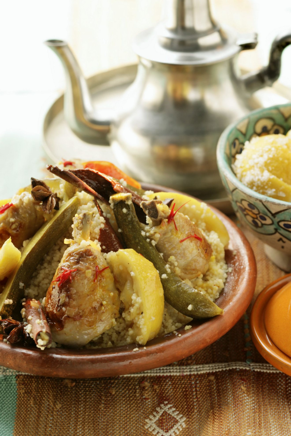 Bio Couscous mit marokkanischem Hähnchen