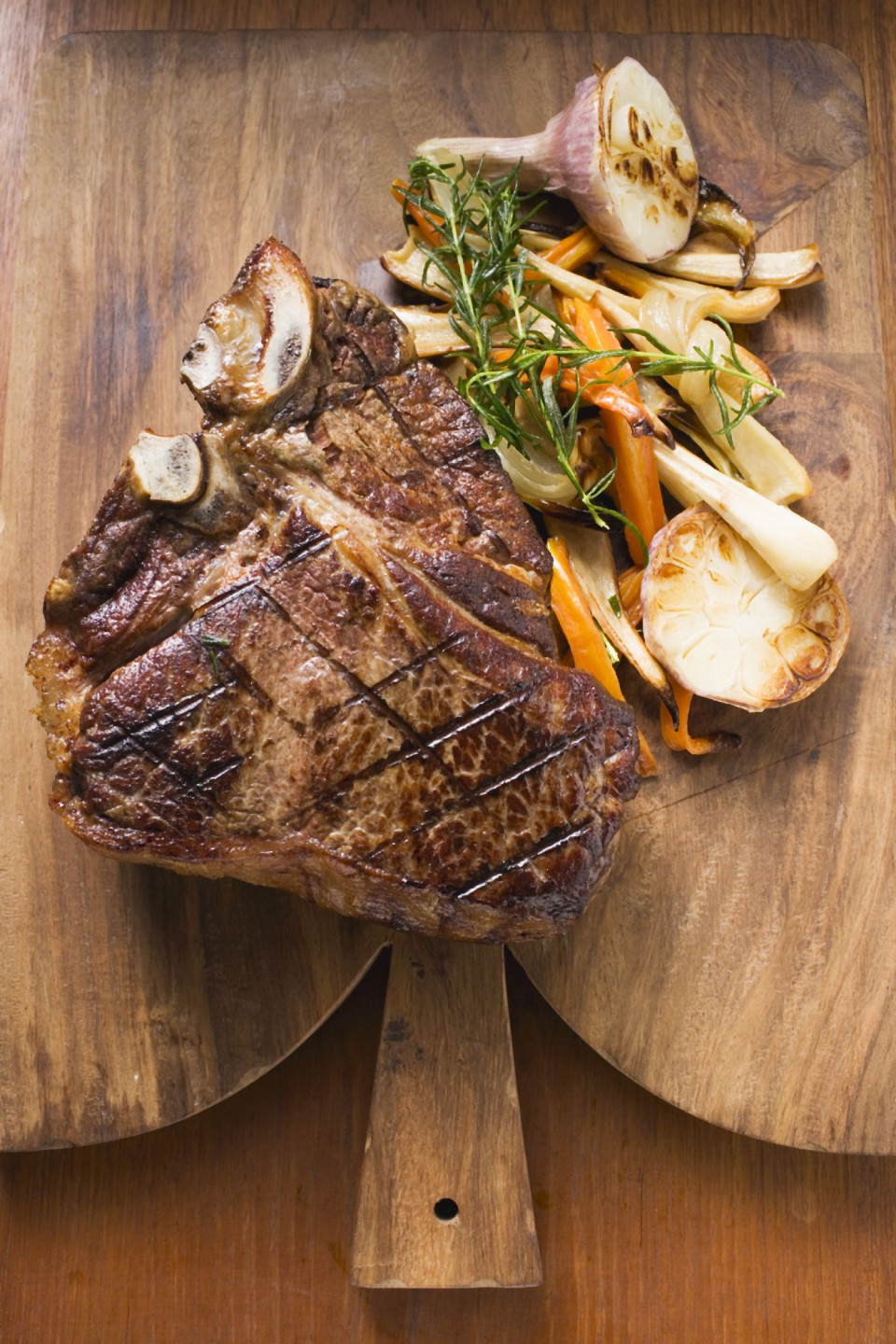 Bio T-Bone Steak mit Ofengemüse