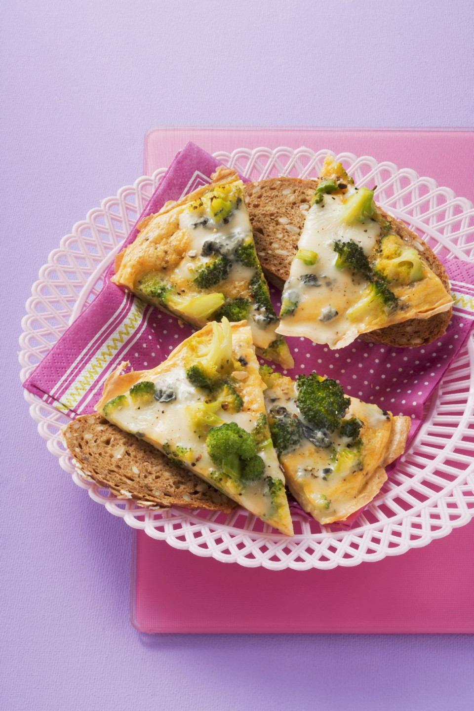 Bio Brokkoli-Frittata mit Gorgonzola