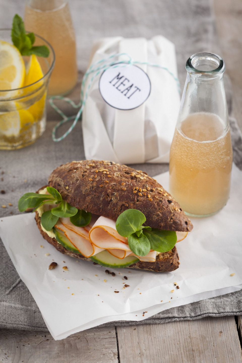 Bio Schinken-Sandwich mit Gurke